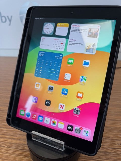 iPad 7th Generation - 32GB (SPACE GRAY) - GRADE B #MF3M